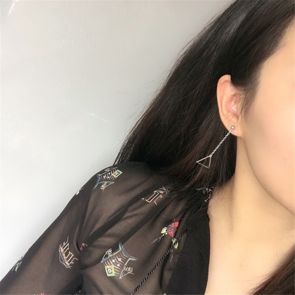 Khuyên tai màu bạc tua rua phong cách hình học bất đối xứng kiểu Hàn Quốc dành cho nữ
