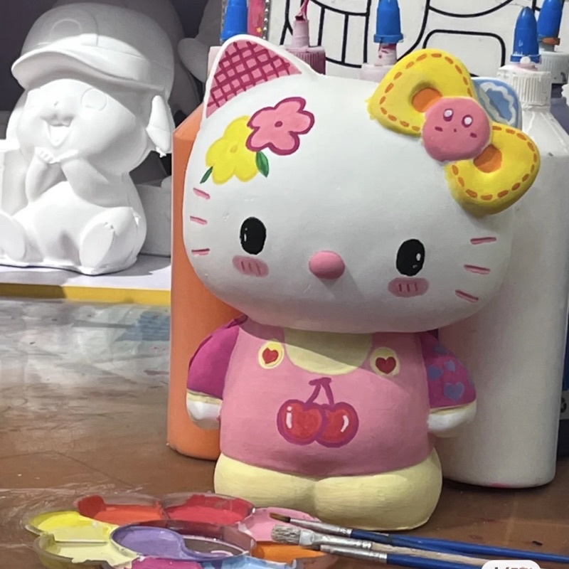 Tượng Hello Kitty Tô Màu - Đồ chơi thạch cao tô màu handmade DIY - Kèm màu nước và cọ