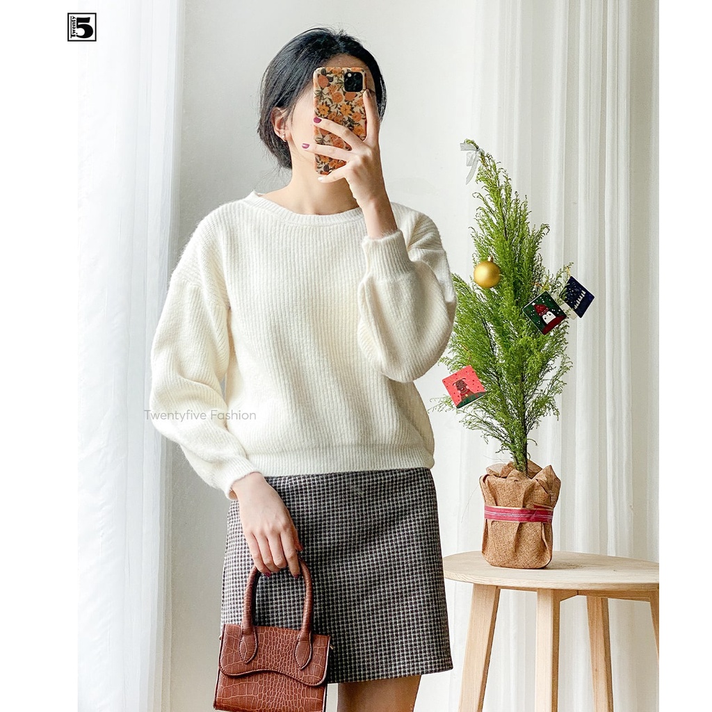 Áo len tay bồng nữ, cổ tròn dáng ngắn Twentyfive 3513 | BigBuy360 - bigbuy360.vn