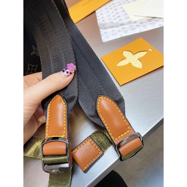 Balo LV cao cấp có sẵn