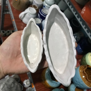 Chậu sứ mini dáng thuyền
