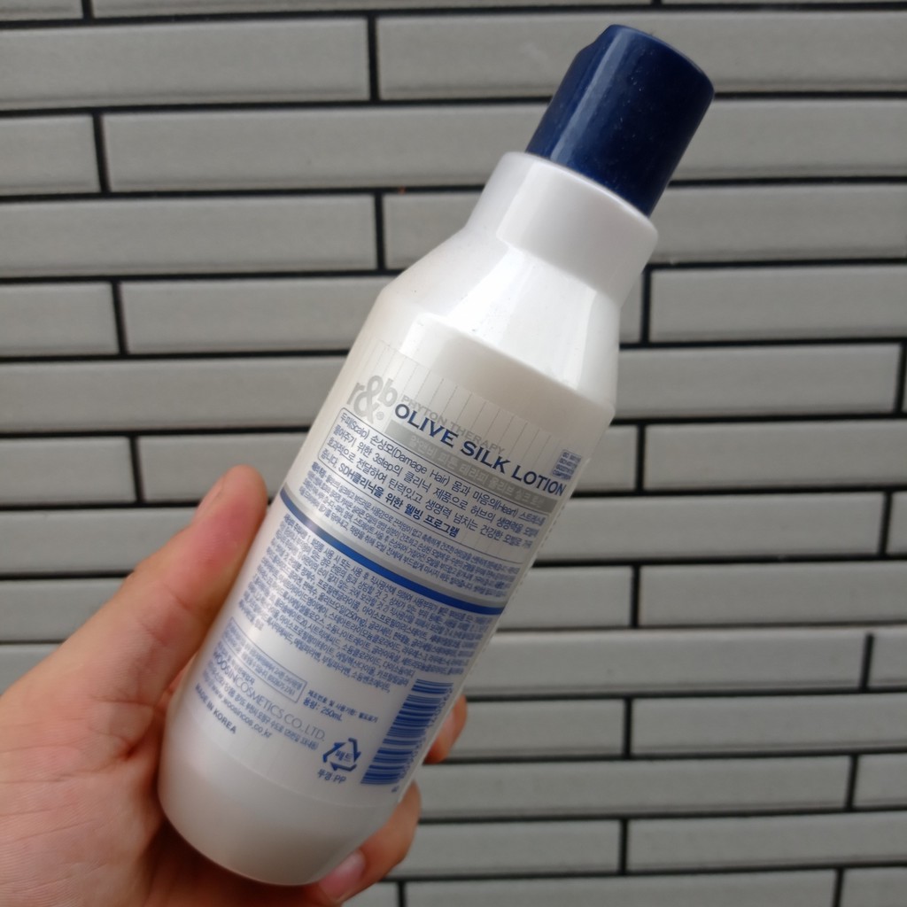 Kem dưỡng bóng tóc R&B Olive Silk Lotion 250ml