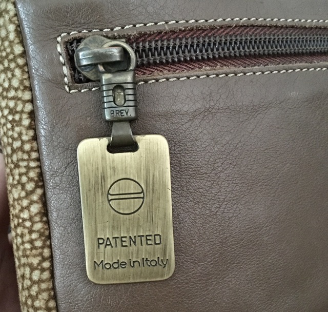 Túi đeo chéo da hươu