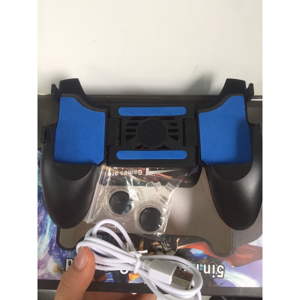 TAY CẦM GAME PAD 5IN1 CÓ QUẠT