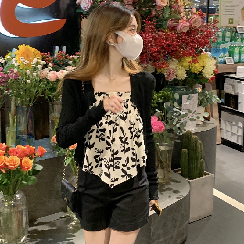 Áo Hai Dây In Hoa Phong Cách Ngọt Ngào Quyến Rũ Cho Nữ