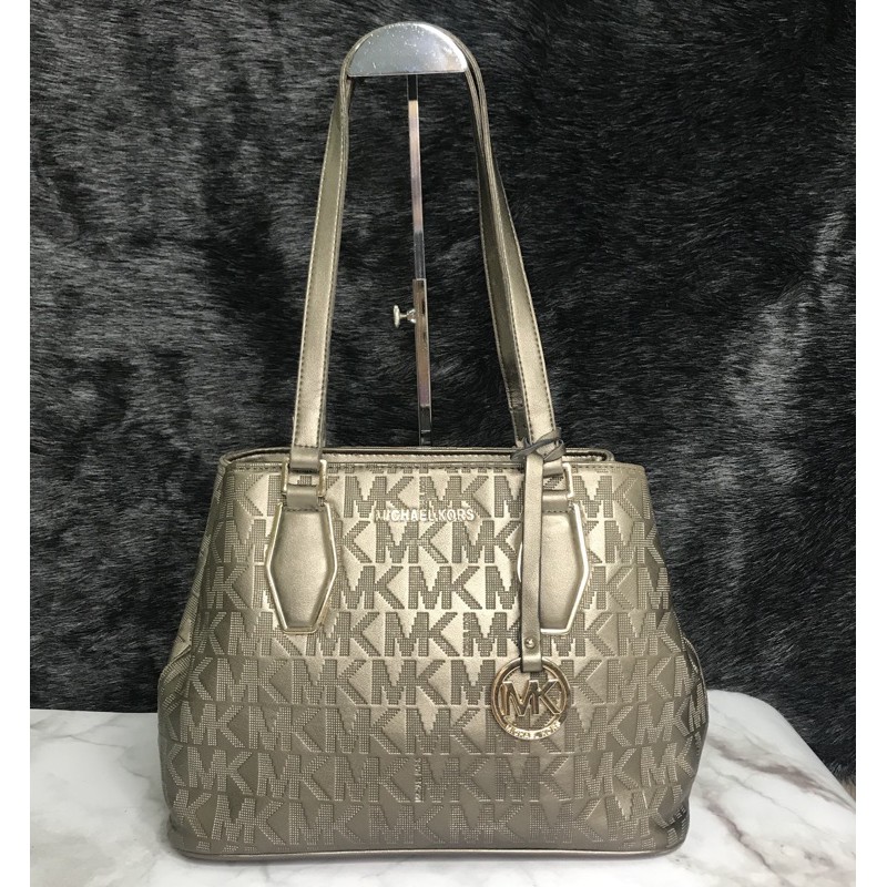 💚 👜 (Thanh lý túi tuyển- secondhand-2hand) Túi cầm tay, đeo vai phom vừa da phủ bóng dập hiệu Micheal kors độ mới ổn