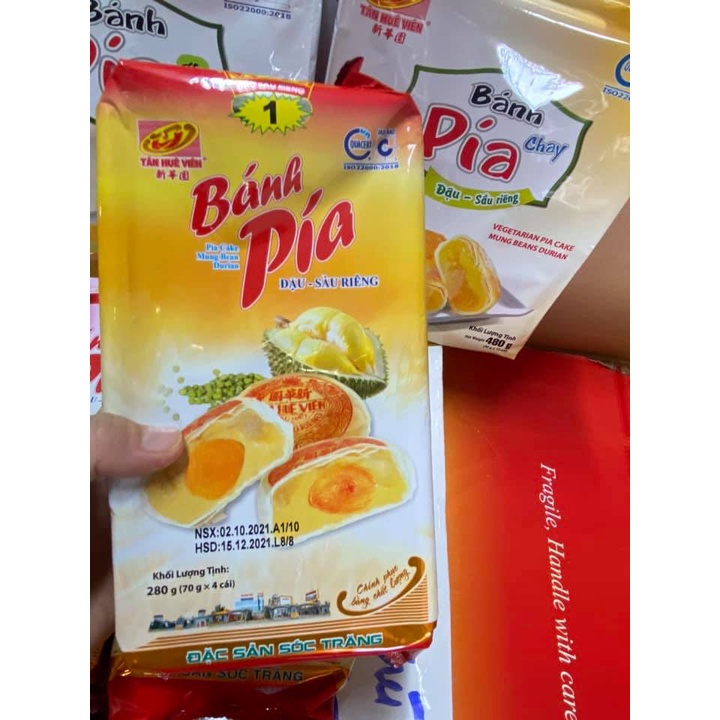 BÁNH PÍA TÂN HUÊ VIÊN ĐẬU - SẦU RIÊNG TRỨNG MUỐI ( gói 280gr gồm 4 cái bánh )