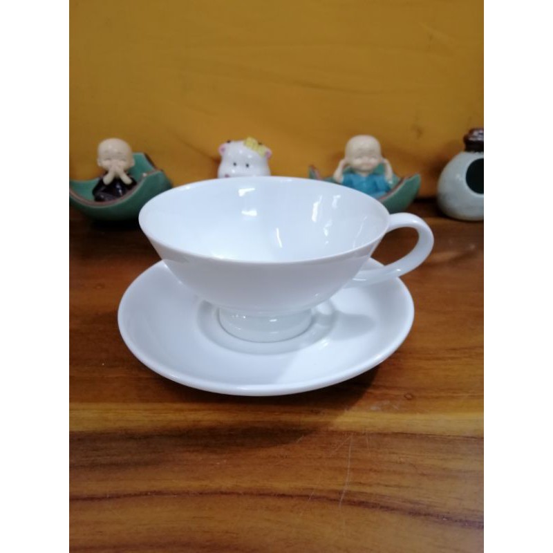 Tách sứ Nhật có dĩa
