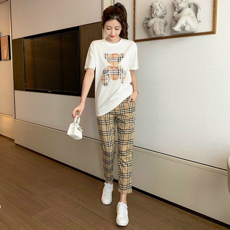 Bộ Thun Cao Cấp  Áo Thun Gấu Tay Cộc Và Quần Họa Tiết Caro Sọc, Bộ Thể Thao Năng Động Cá Tính-Size: M-L-XL-2XL