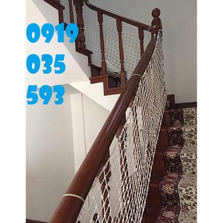 Lưới dù trắng trang trí