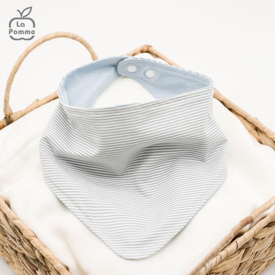 Set 2 yếm tam giác La Pomme