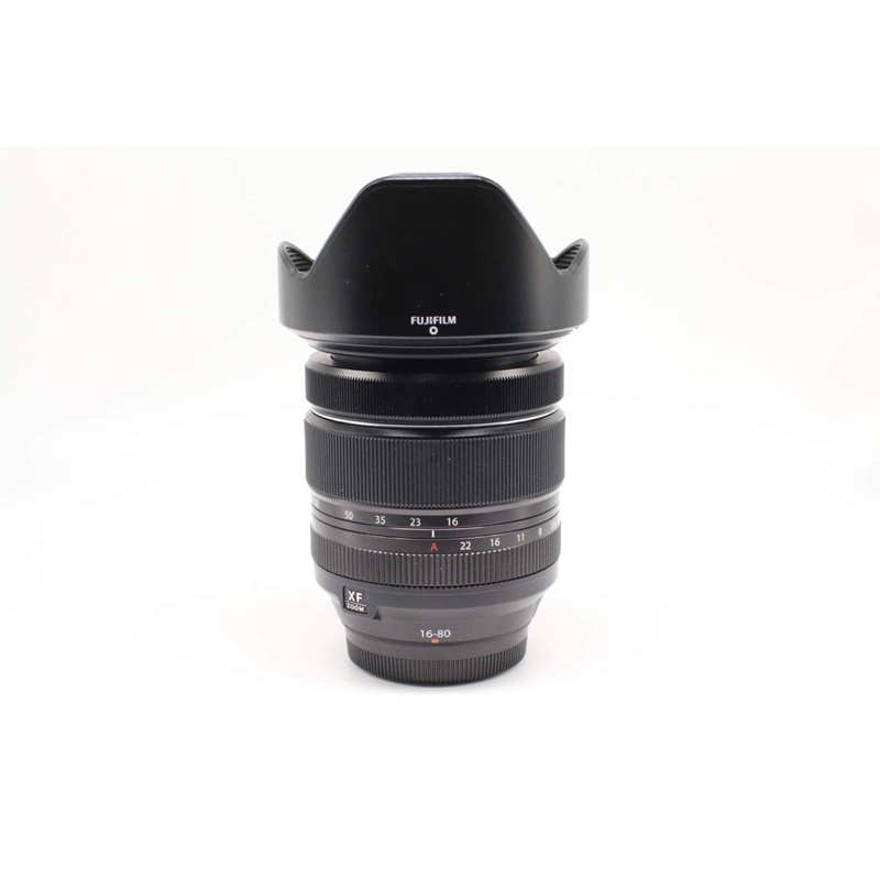 Ống kính Fujifilm XF 16-80mm f/4 R OIS WR kèm hood