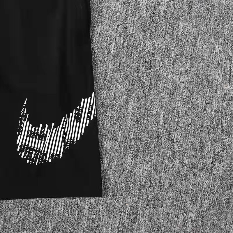 [Có Sẵn Để Nhật Bản] Quần Đùi Thể Thao Bằng Lụa Lạnh Nhanh Khô Dáng Rộng Có Móc Lớn Dễ Phối Đồ Cho Nam