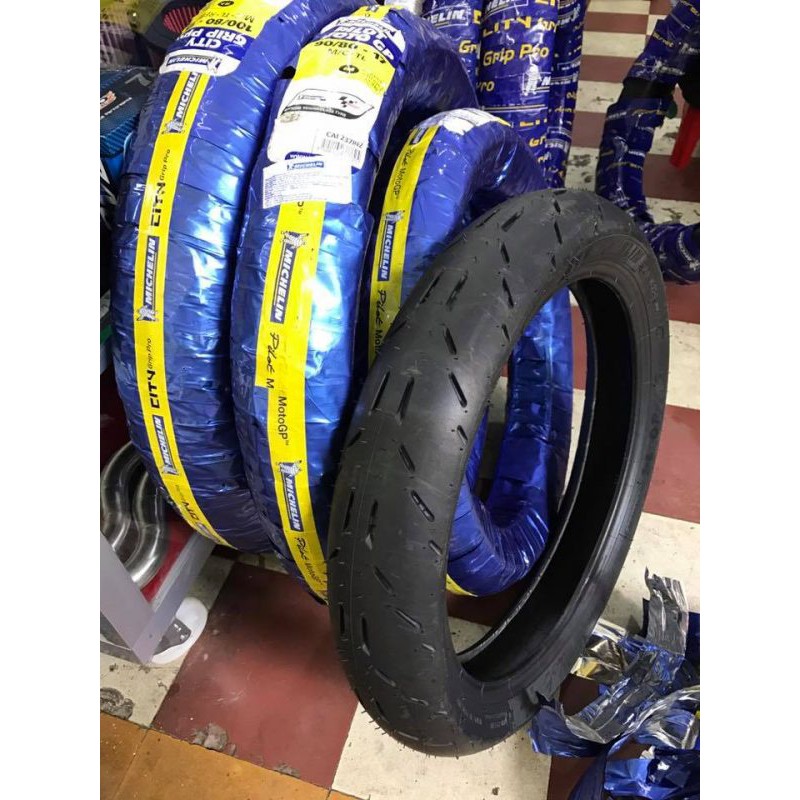 VỎ MICHELIN MOTOR GP CHO BÁNH 14 INCH TRƯỚC SIZE 90 SAU SIZE 100