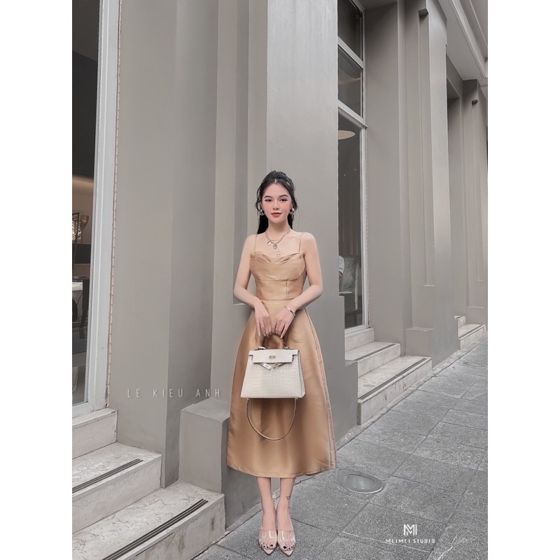 Váy 2s Taffta cổ đổ cao cấp