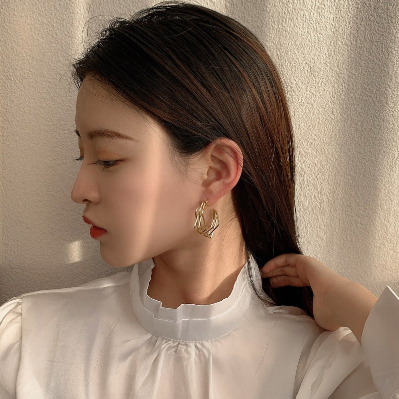 Khuyên tai mạ vàng thiết kế hình học thời trang Hàn Quốc 2023