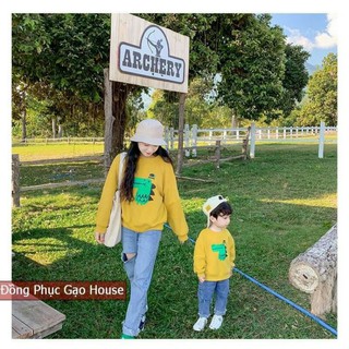 Áo đôi mẹ và bé màu vàng