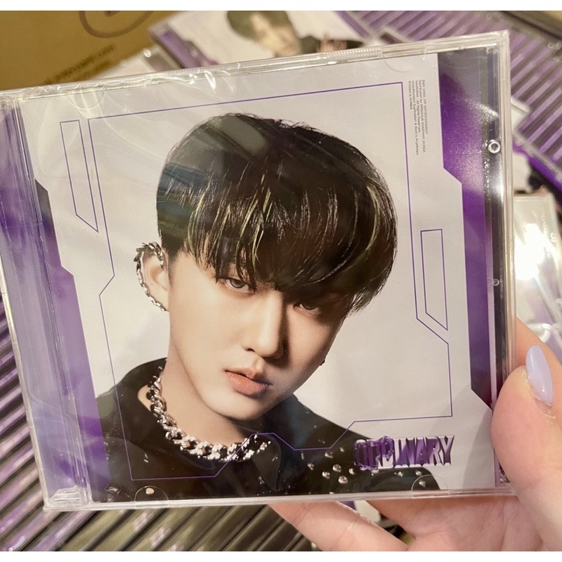 CÓ SẴN - NGUYÊN SEAL - ALBUM SKZ ODD CASE VER