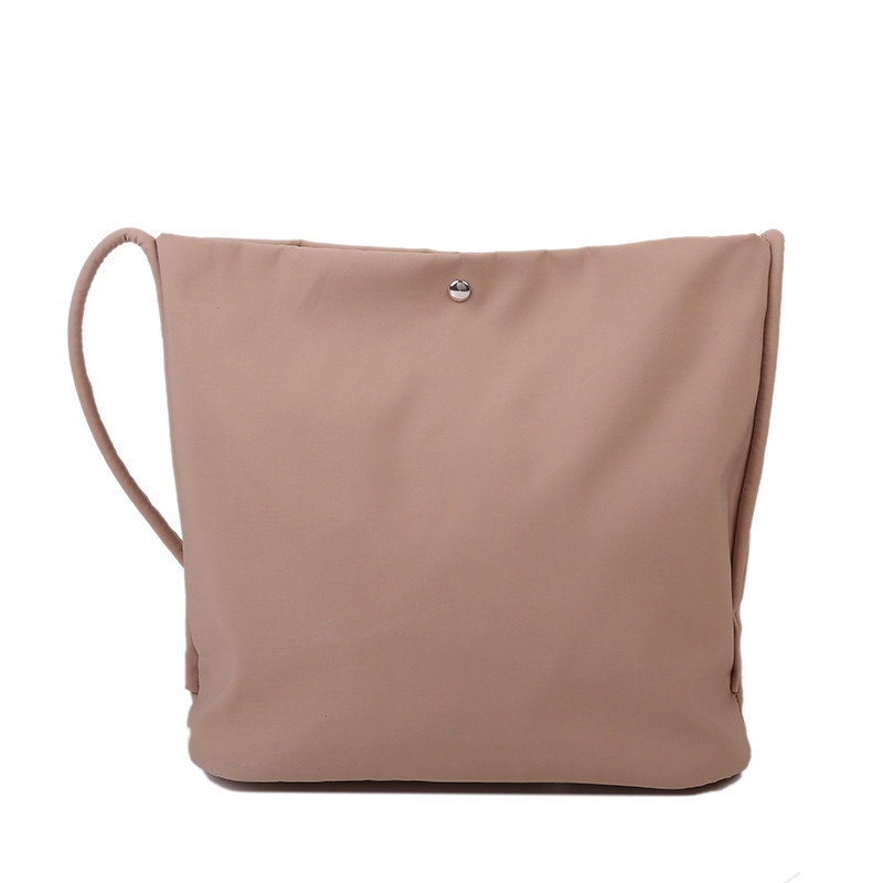 Túi tote đeo vai IELGY vải canvas cỡ lớn phối chú gấu thời trang dành cho nữ