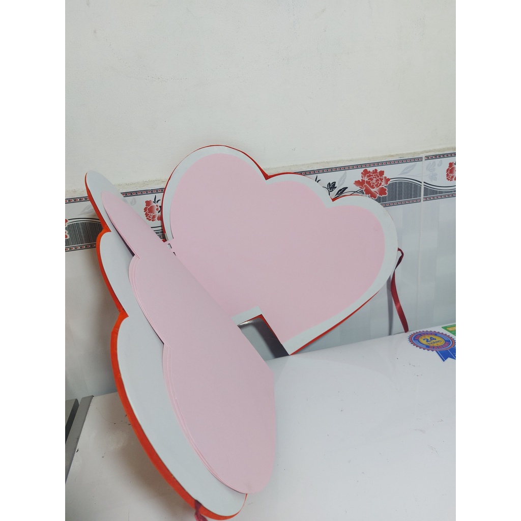 Sổ Ký Tên Cưới Hình Trái Tim Đỏ - C 3 Cm x D 30 Cm x R 39 Cm