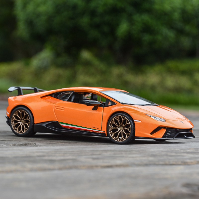 Mô Hình Xe Hơi Lamborghini Hurricane Màu Cam Cỡ 1 / 24