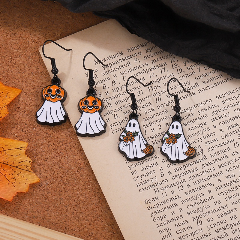 Khuyên Tai Hình Ma Có Thể Dùng Làm Phụ Kiện Cho Nữ