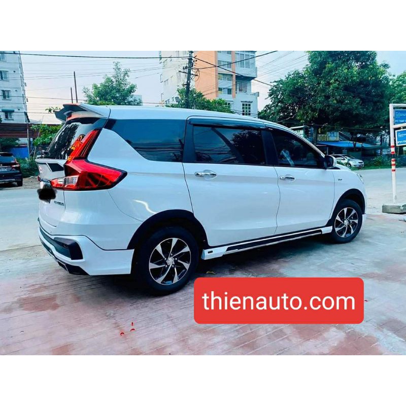 ĐUÔI LƯỚT GIÓ CHƯA SƠN