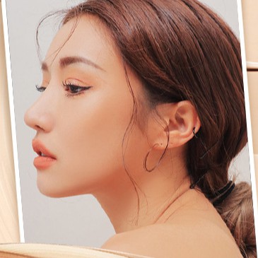 (Bán buôn sỉ) Bút che khuyết điểm và tạo khối 2 đầu Lameila Dressing stick | BigBuy360 - bigbuy360.vn