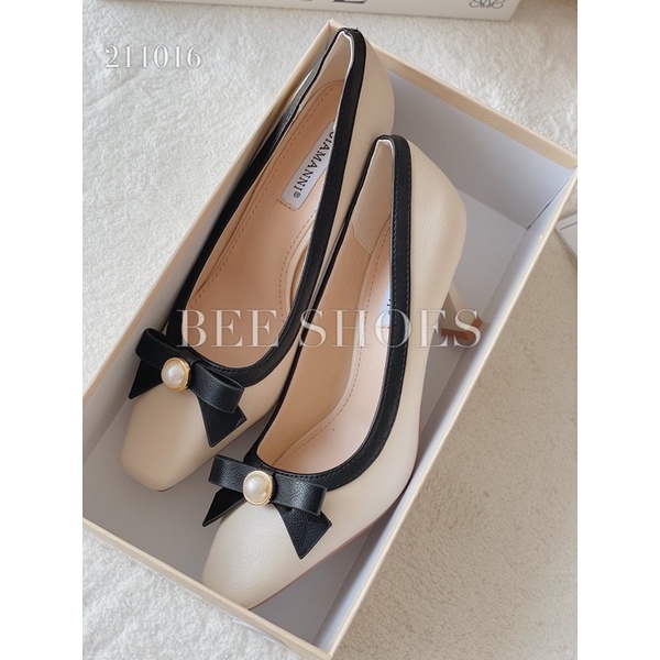 BEESHOES - GIÀY CAO GÓT MŨI VUÔNG NƠ - GIÀY CAO GÓT NHỌN CAO 5CM CÓ SẴN MÀU KEM - BE 211016