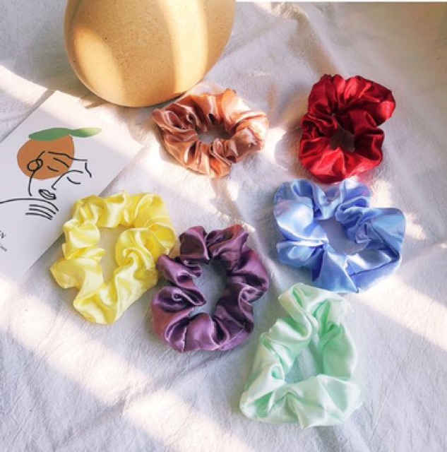 Vòng tay Scrunchies đẹp satin nhiều sắc màu thời trang - Quà tặng bạn nữ ý nghĩa