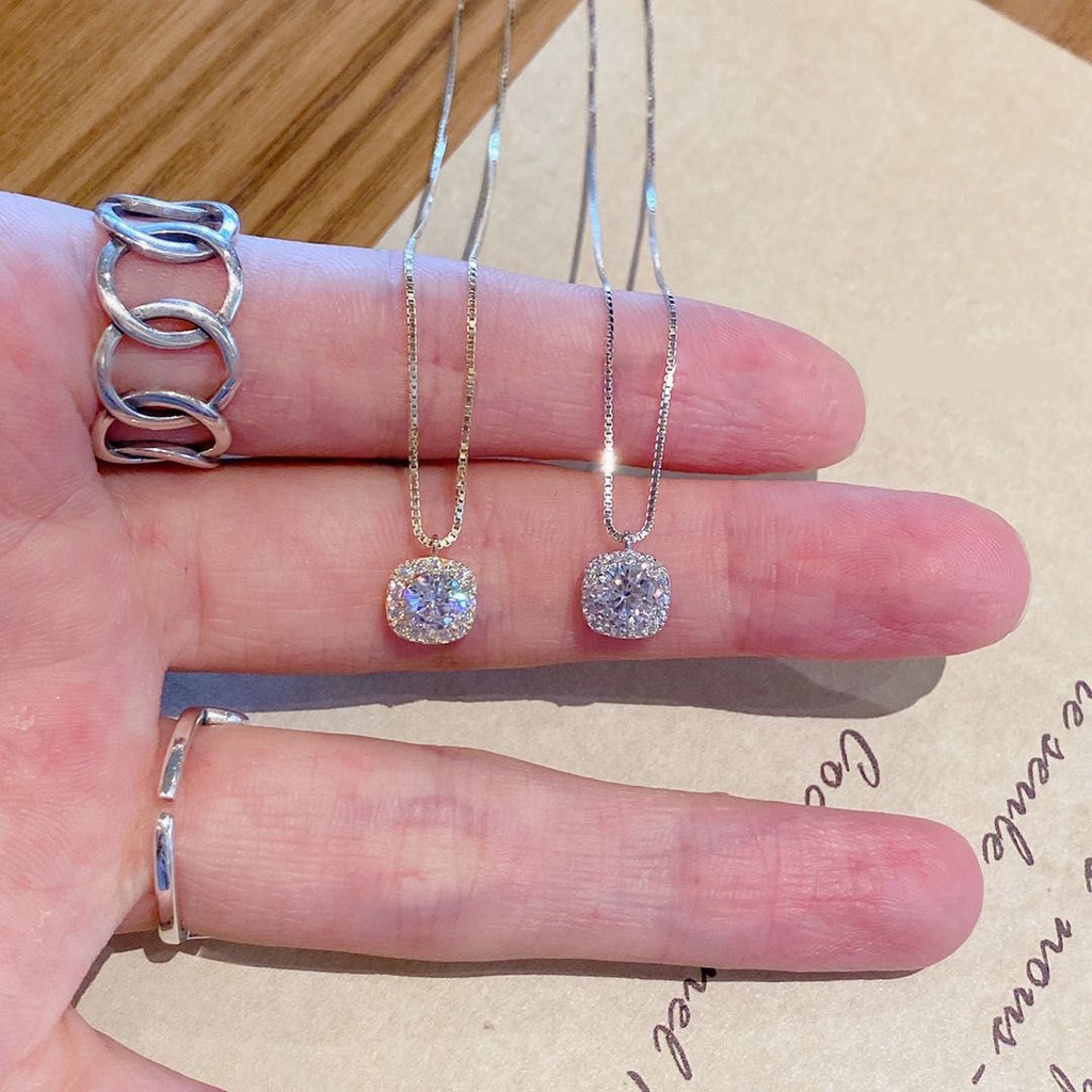 Vòng cổ màu vàng hồng mặt hình chữ M2ZE thời trang cho nữ