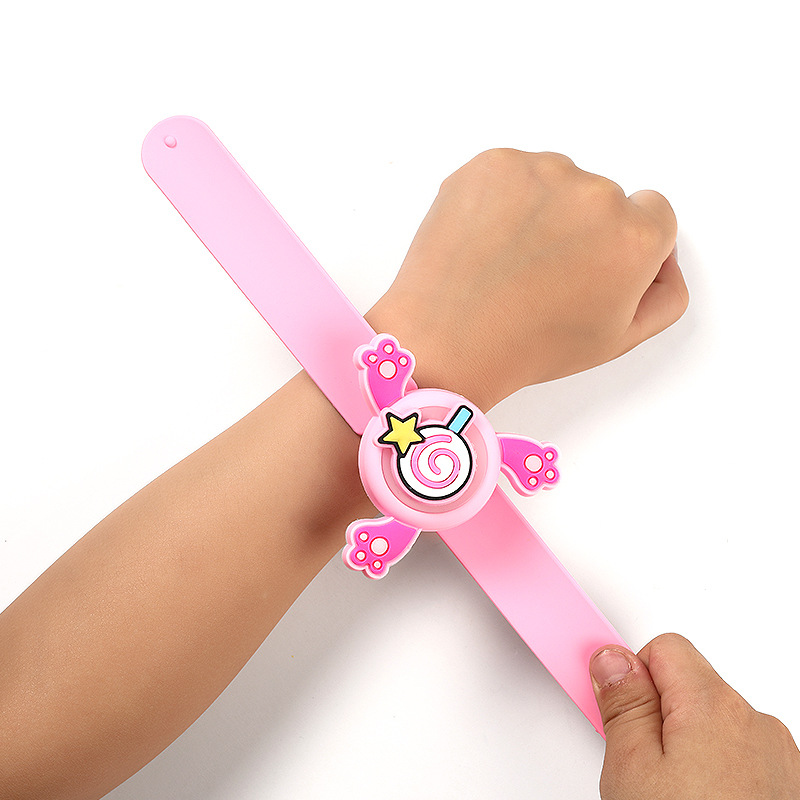 Vòng tay chống muỗi thời trang cho bé gái