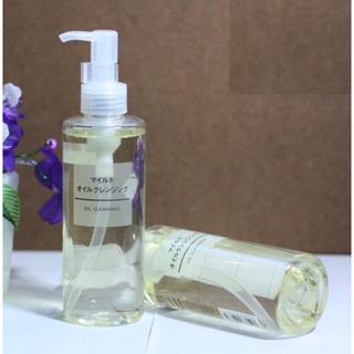 Dầu tẩy trang Muji Mild Cleansing Oil cho da thường 200ml