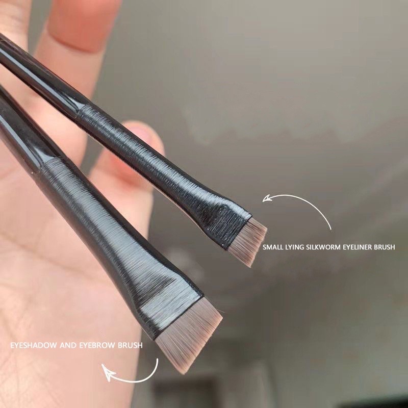 Cọ vẽ eyeliner cọ tém chân mày vát xéo trang điểm chuyên nghiệp