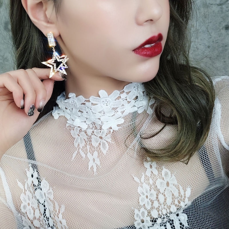 Bông Tai Dài Hình Ngôi Sao Năm Cánh Đính Đá Phong Cách Âu Mỹ