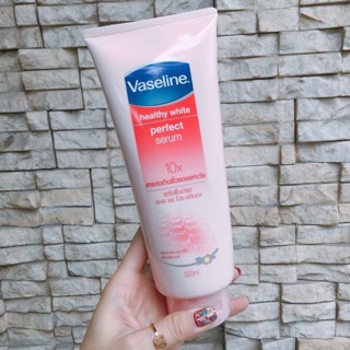 Dưỡng Thể Trắng Da Vaseline Thái Lan 10x (tuýp 320ml)