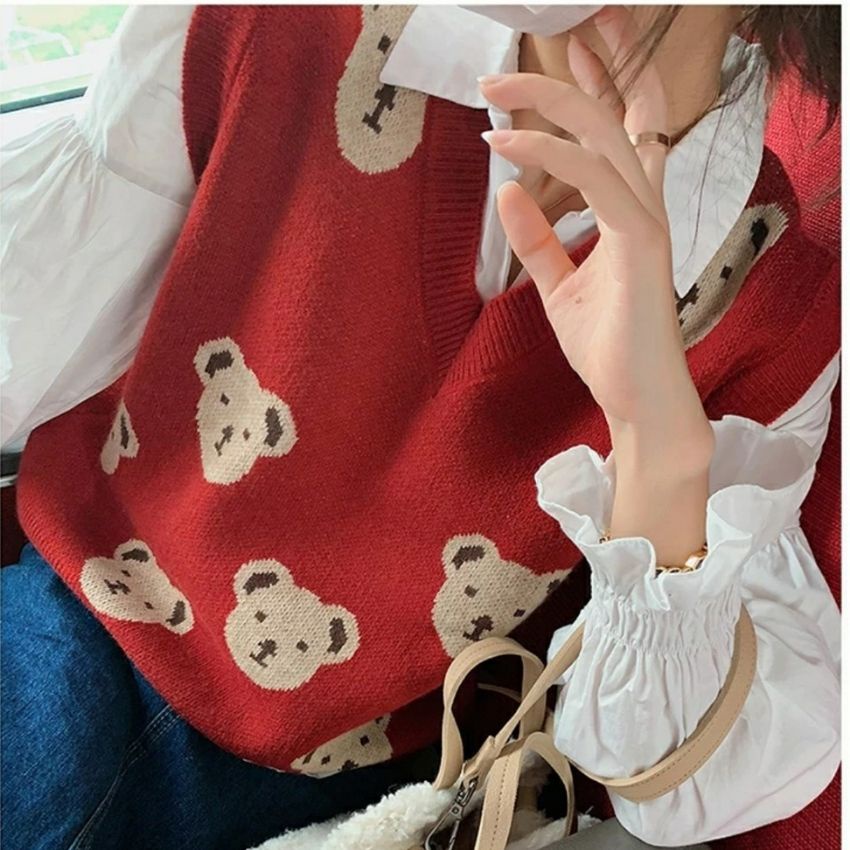Áo len gile nữ ulzzang hình gấu cardigan phong cách hàn quốc Fmstyle Saigon 21ALU10U31303-21ALU11JM1704 | BigBuy360 - bigbuy360.vn