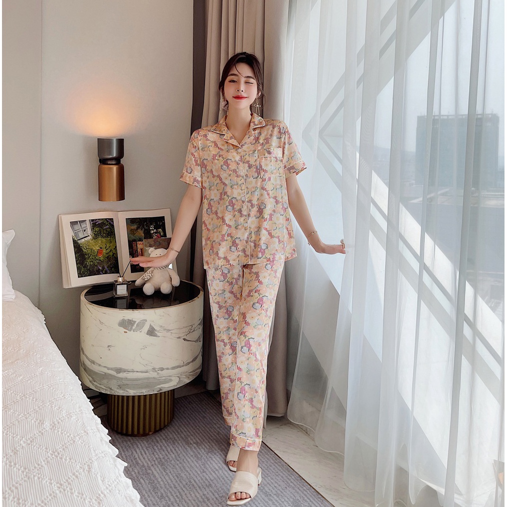 Bộ đồ ngủ mặc nhà cổ bẻ kẻ sọc nhiều màu dễ thương cho nữ