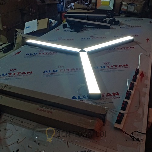 Đèn máng led hộp thả trần 0,6m 18W cho văn phòng gía rẻ