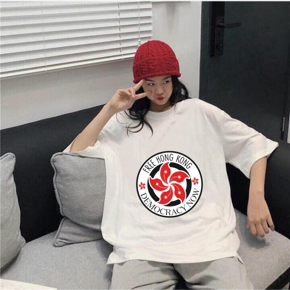 ÁO THUN AOMIVN Free Hong Kong-01TS0_073TAY LỠ CÁ TÍNH PHÔNG IN PHONG CÁCH HÀN QUỐC AOMI DU LỊCH