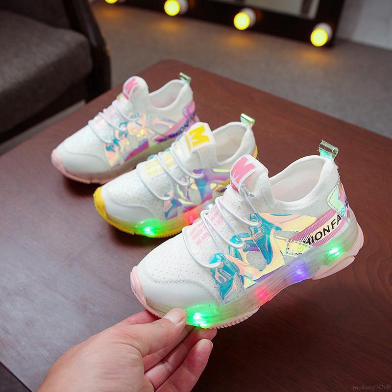 Giày Sneaker Đế Gắn Đèn Led Cho Bé Trai