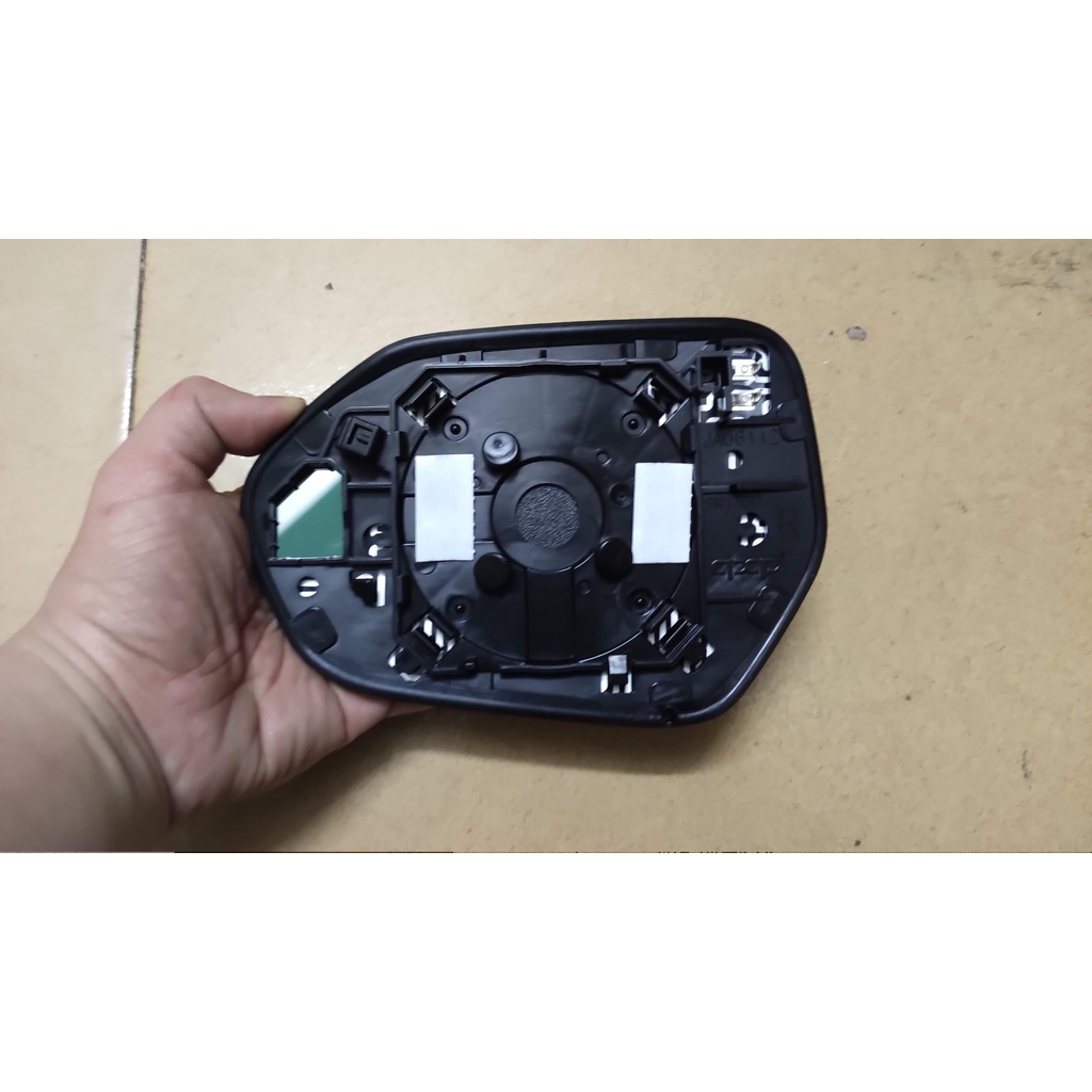 Mặt gương chiếu hậu Toyota Camry 2019-2022 New ! (GIAO HÀNG HOẢ TỐC NỘI THÀNH HÀ NỘI)