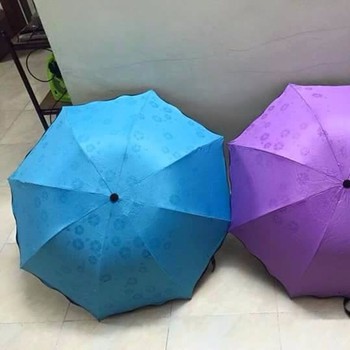 (GIẢM MẠNH )Ô dù gặp nước nở hoa màu xanh lá