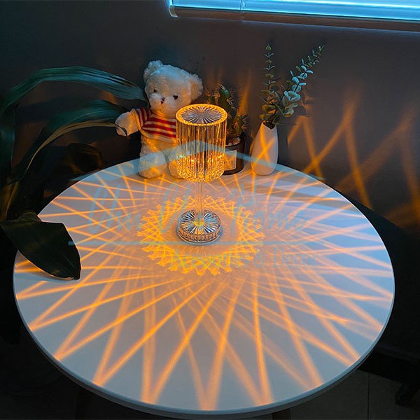 Đèn màu pha lê cảm ứng, đèn ngủ kim cương LED, đèn ngủ acrylic trang trí nhà