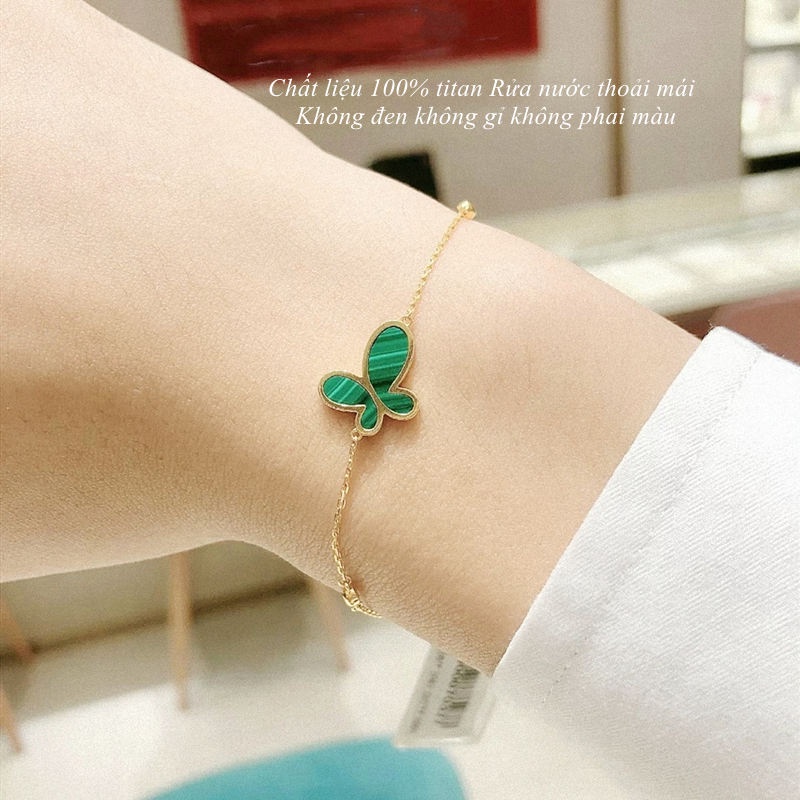 Lắc tay titan nữ không gỉ không phai màu mặt hình bướm xanh xinh xắn dễ thương mẫu mới nhất 2022