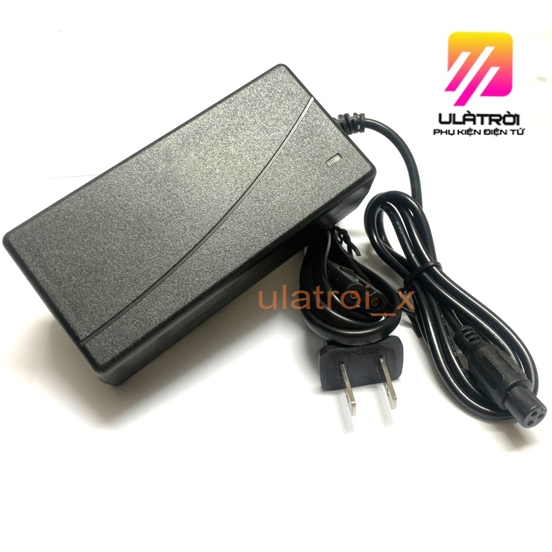 Sạc 42v 2A, Sạc xe cân bằng 2 bánh 36V jack tròn 3 chấu có đèn báo đầy