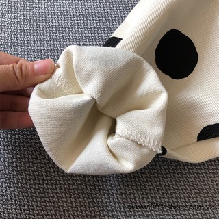 Quần yếm màu trắng chó đốm
