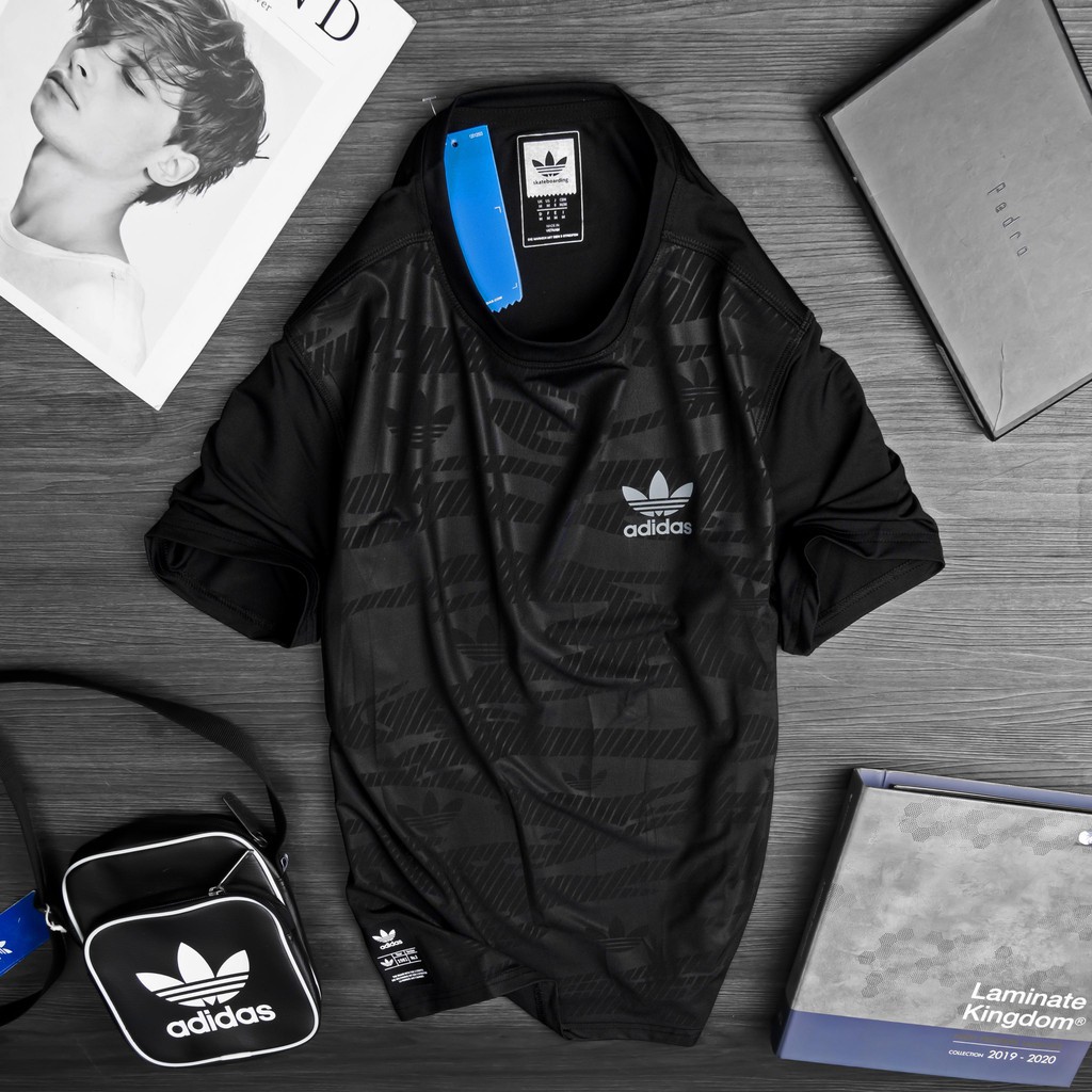 Áo thun thể thao áo thun nam ngắn tay không cổ dập vân cao cấp logo sắc nét AT05 | BigBuy360 - bigbuy360.vn