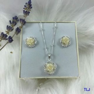 Bộ hoa hồng bọc bạc