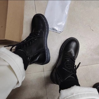 Bbasic01 boots basic chỉ trắng